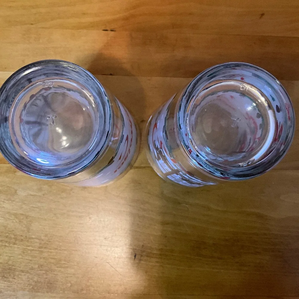 vintage Anchor Hocking Budweiser Holiday Frosted Glasses‎ 2 Horse Drawn Barware